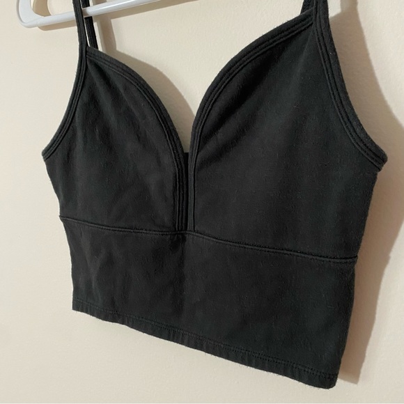 Hollister Must- Have Collection Black V-Neck Crop Top Bralette S - Picture 8 of 8
